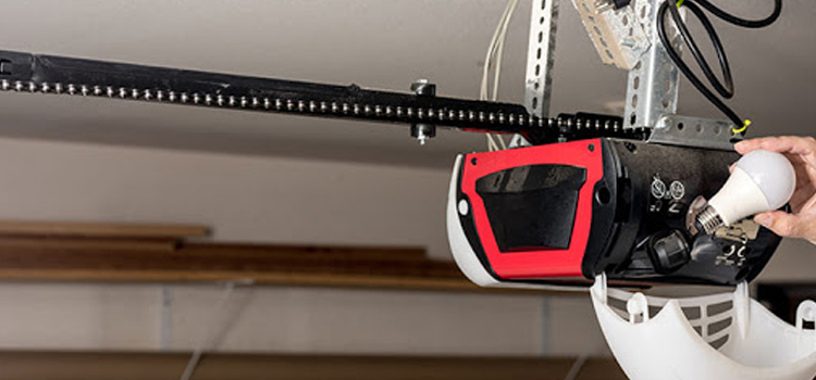 automatic garage door opener repair in La Presa